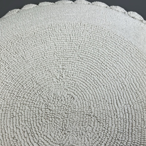 Shabby Chic Crochet Bath Mat Rug 100% Cotton White 26" Round Reversible NEW - Picture 6 of 8